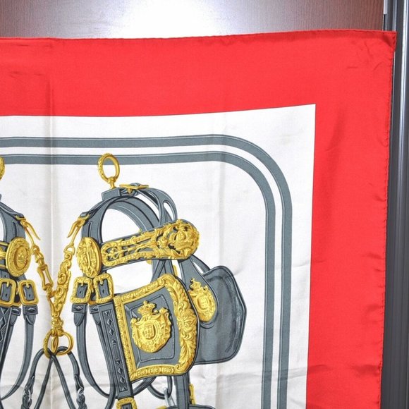 Authentic HERMES Carre 90 Scarf "BRIDES de GALA par" Silk Red - Picture 4 of 12
